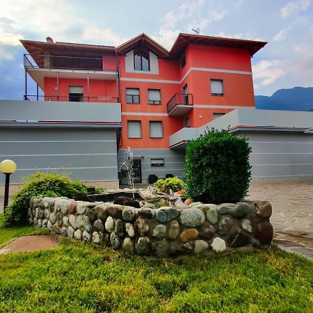 Casa Vacanze Calza Arco Buitenkant foto